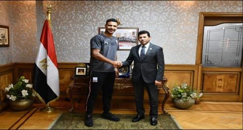  وزير الرياضة يُشيد بإنجاز عمر عصر ببطولة العالم لتنس الطاولة